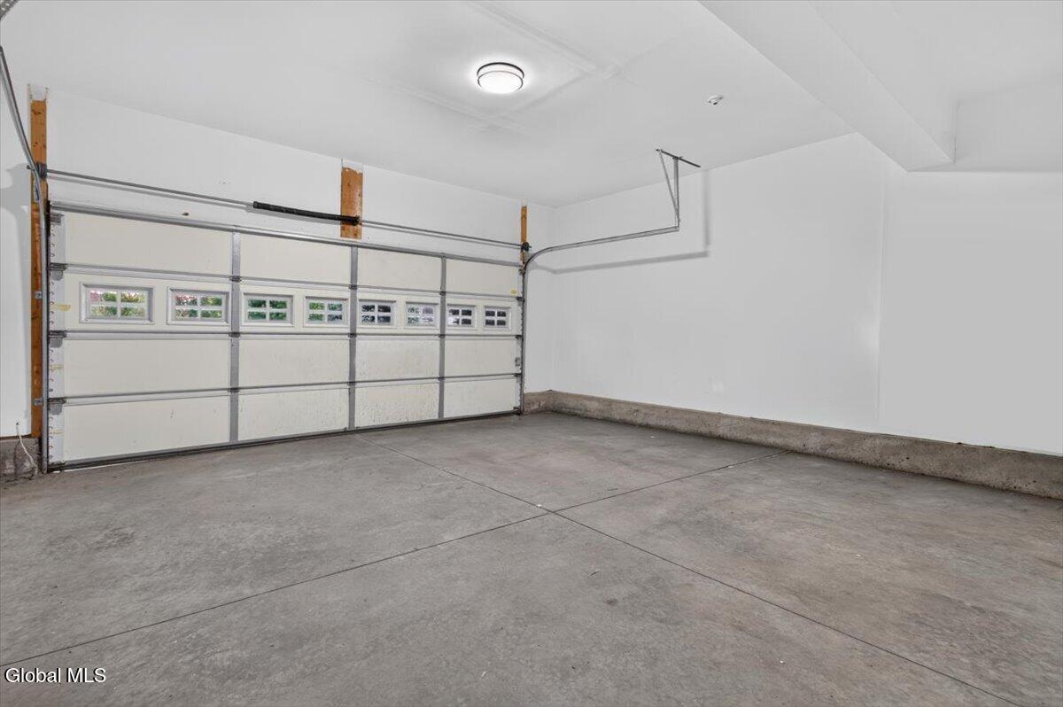 28C Pointe West Drive Clifton Park NY 12065