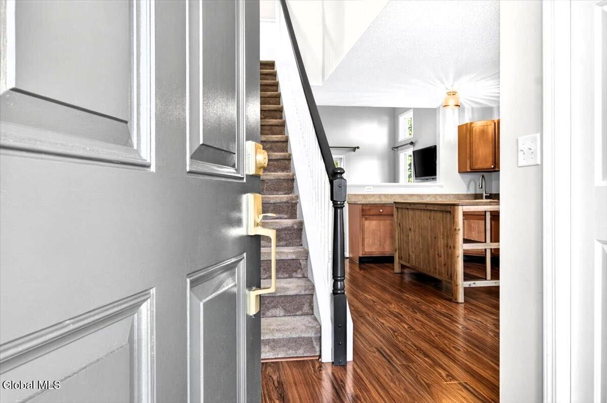 28C Pointe West Drive Clifton Park NY 12065