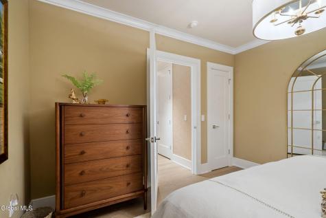 19 Washington Street Saratoga Springs NY 12866