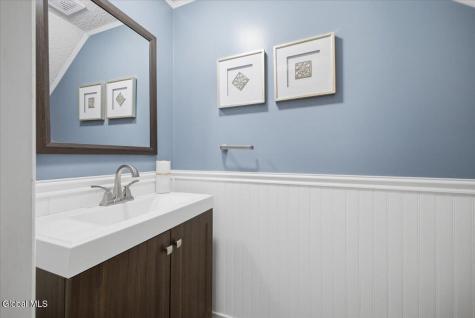 13B Woodcliffe Drive Clifton Park NY 12065