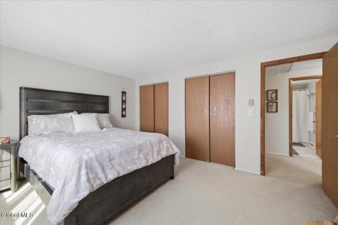 13B Woodcliffe Drive Clifton Park NY 12065