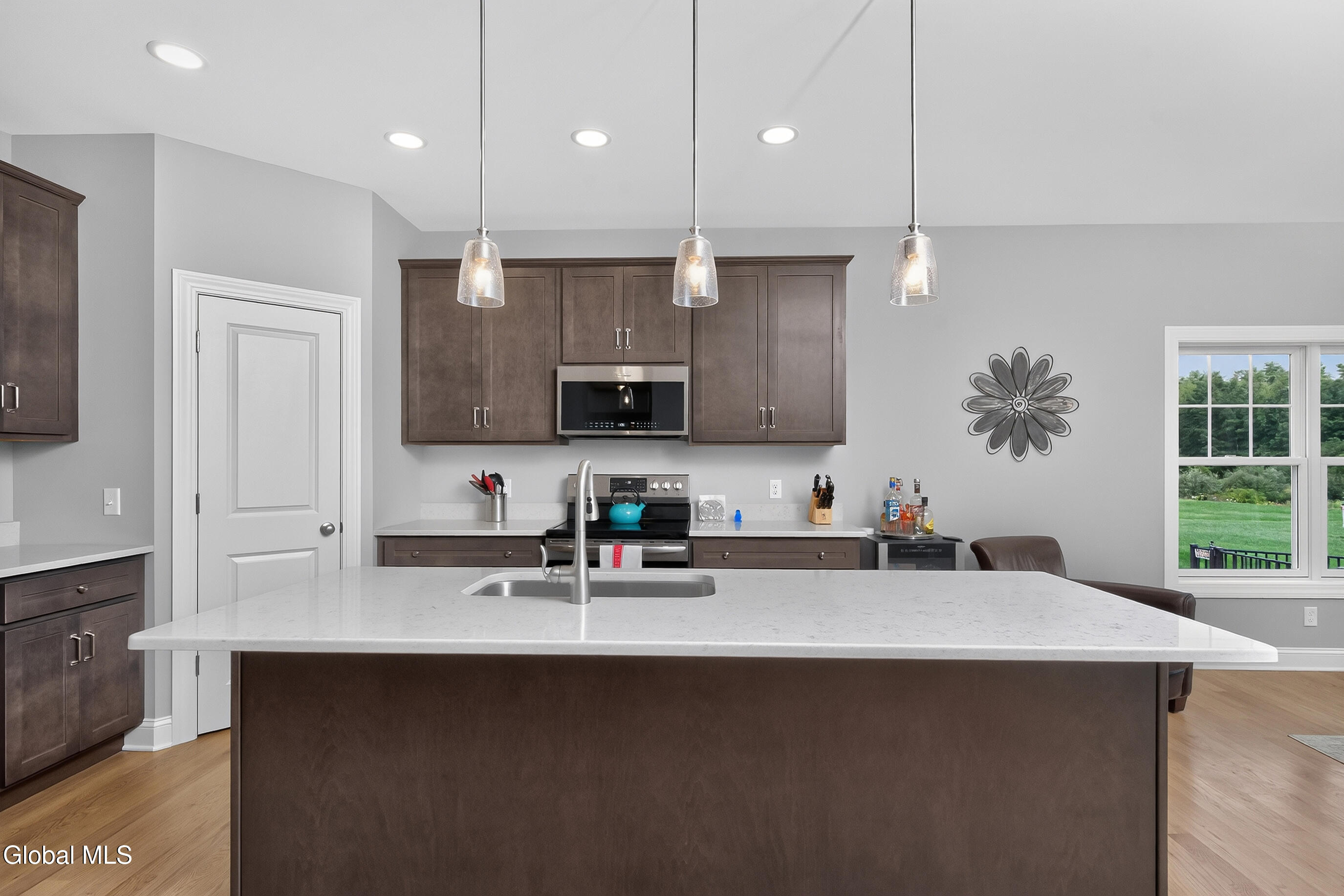 60 Fairfax Boulevard Slingerlands NY 12159