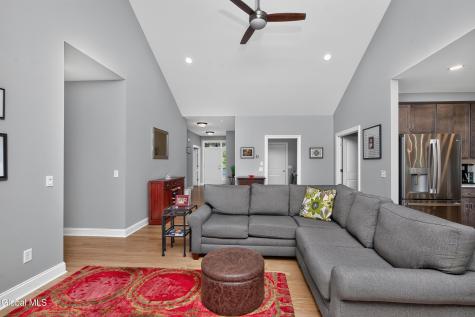 60 Fairfax Boulevard Slingerlands NY 12159