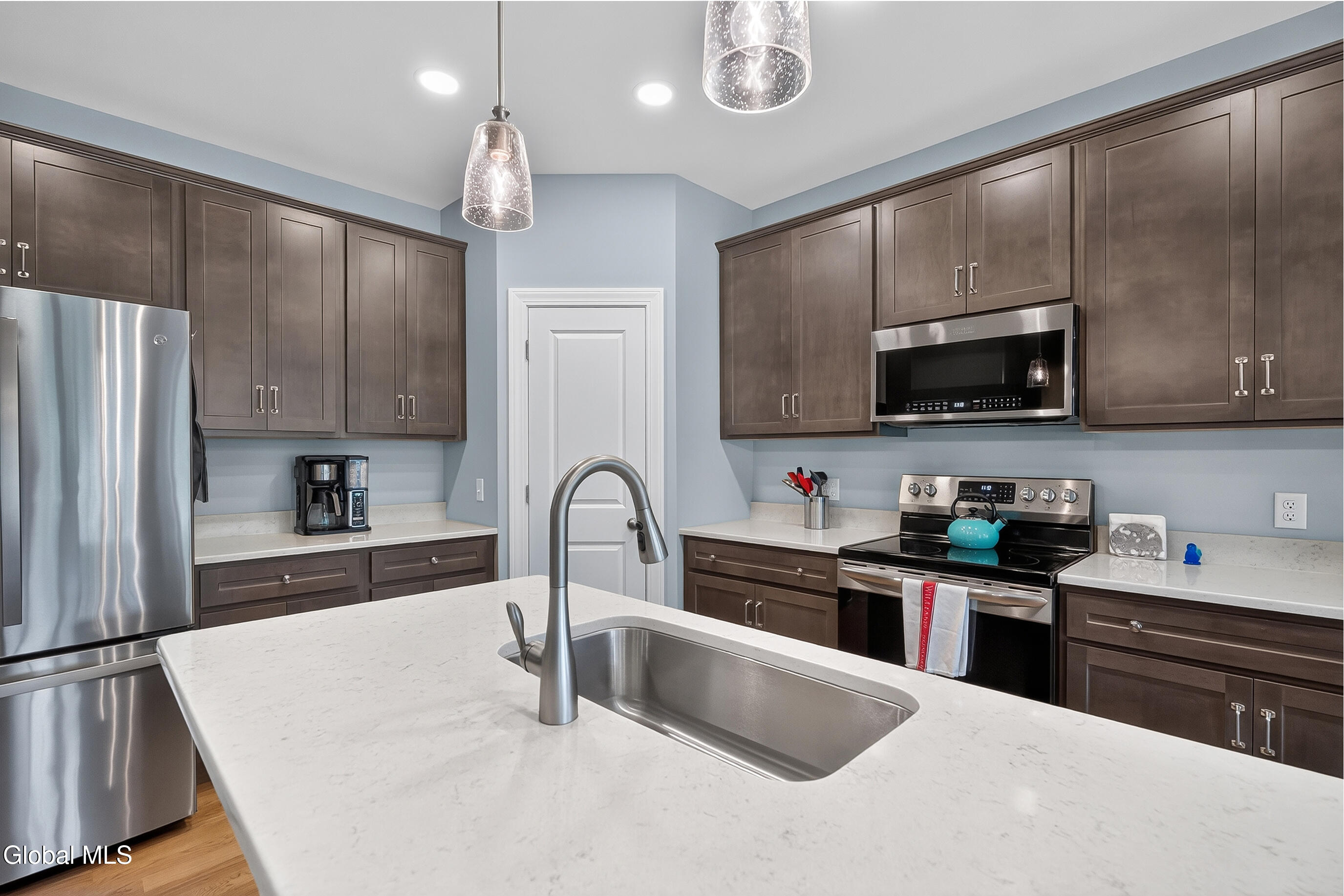 60 Fairfax Boulevard Slingerlands NY 12159
