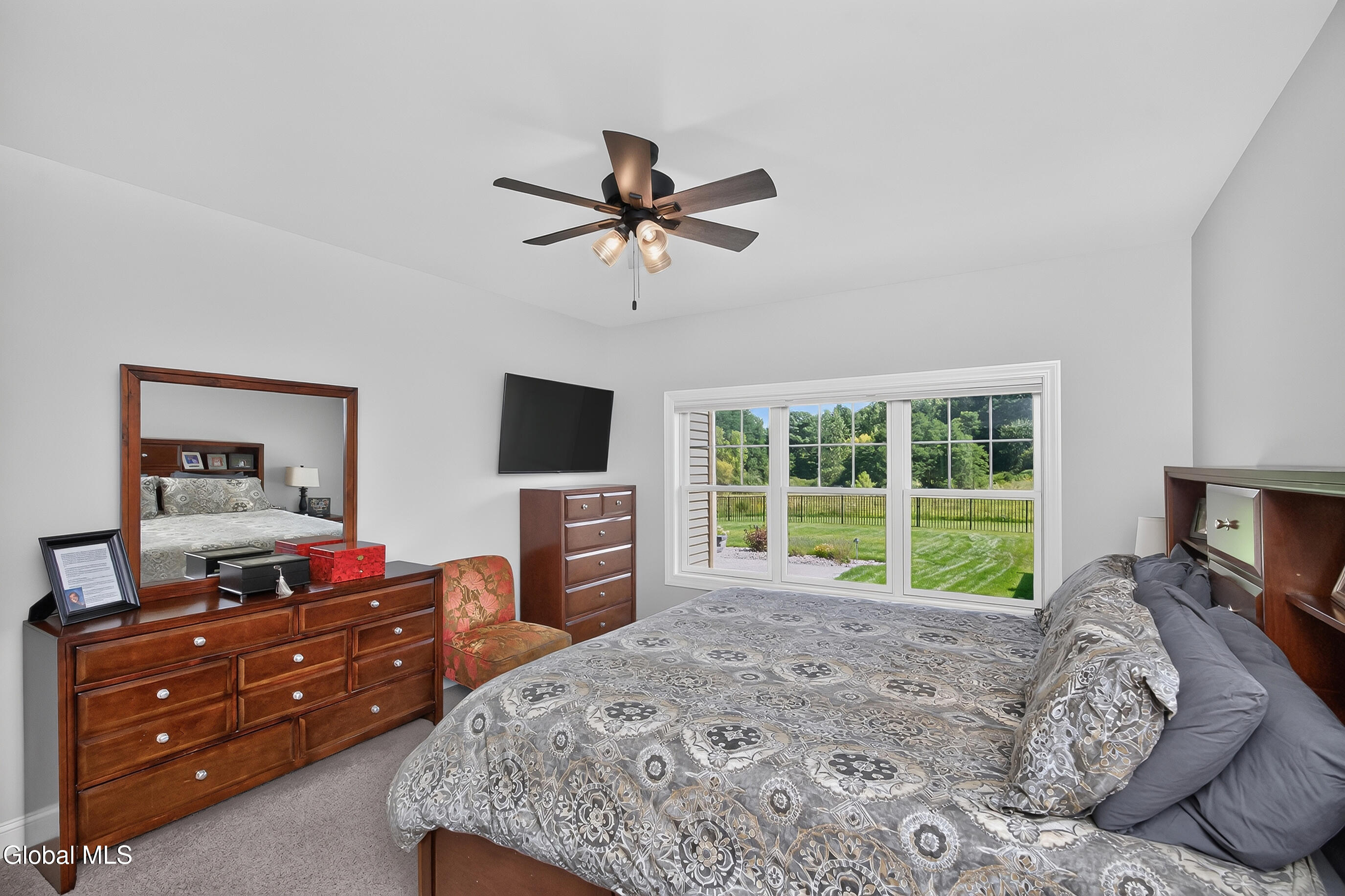 60 Fairfax Boulevard Slingerlands NY 12159