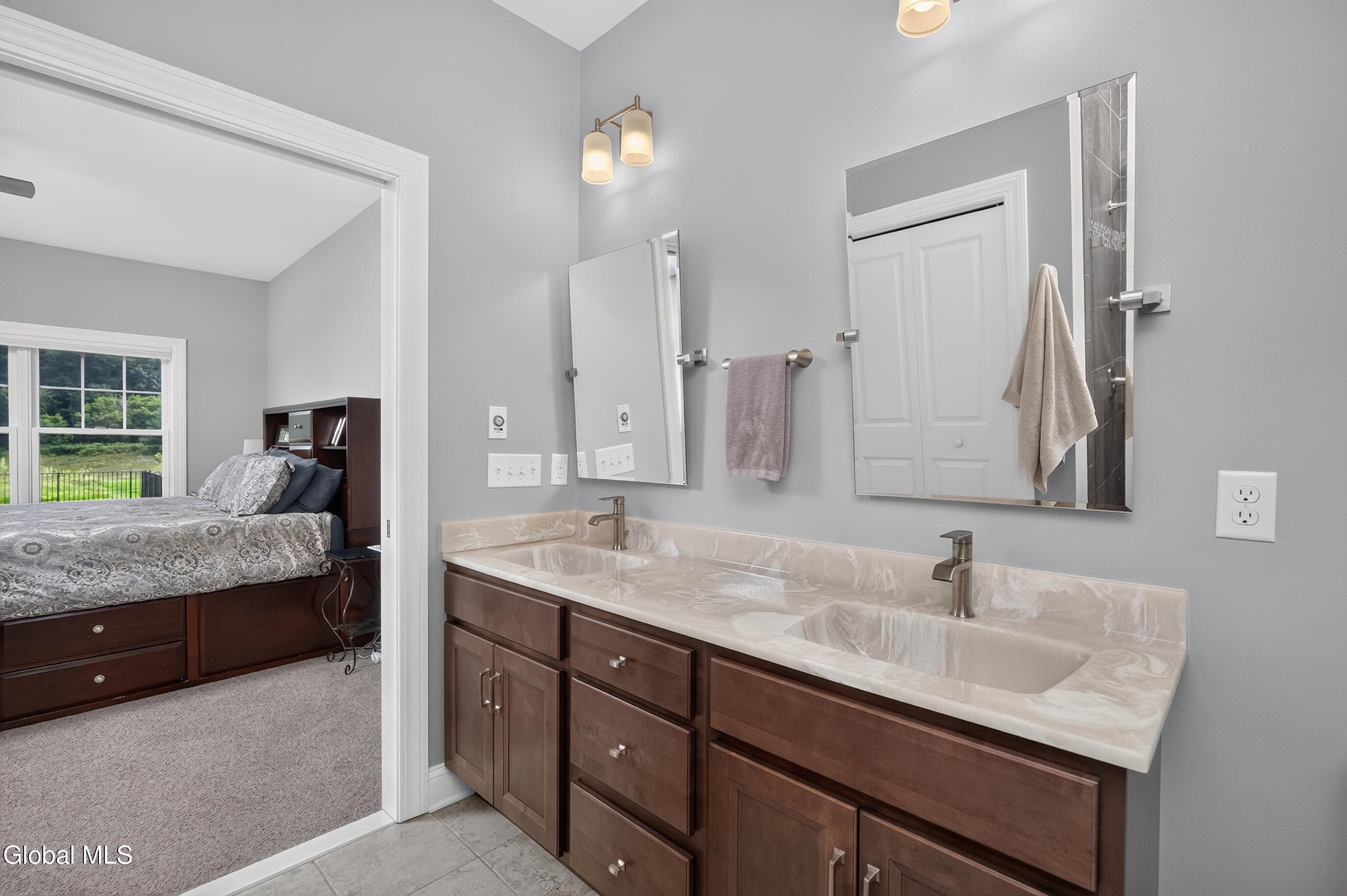 60 Fairfax Boulevard Slingerlands NY 12159