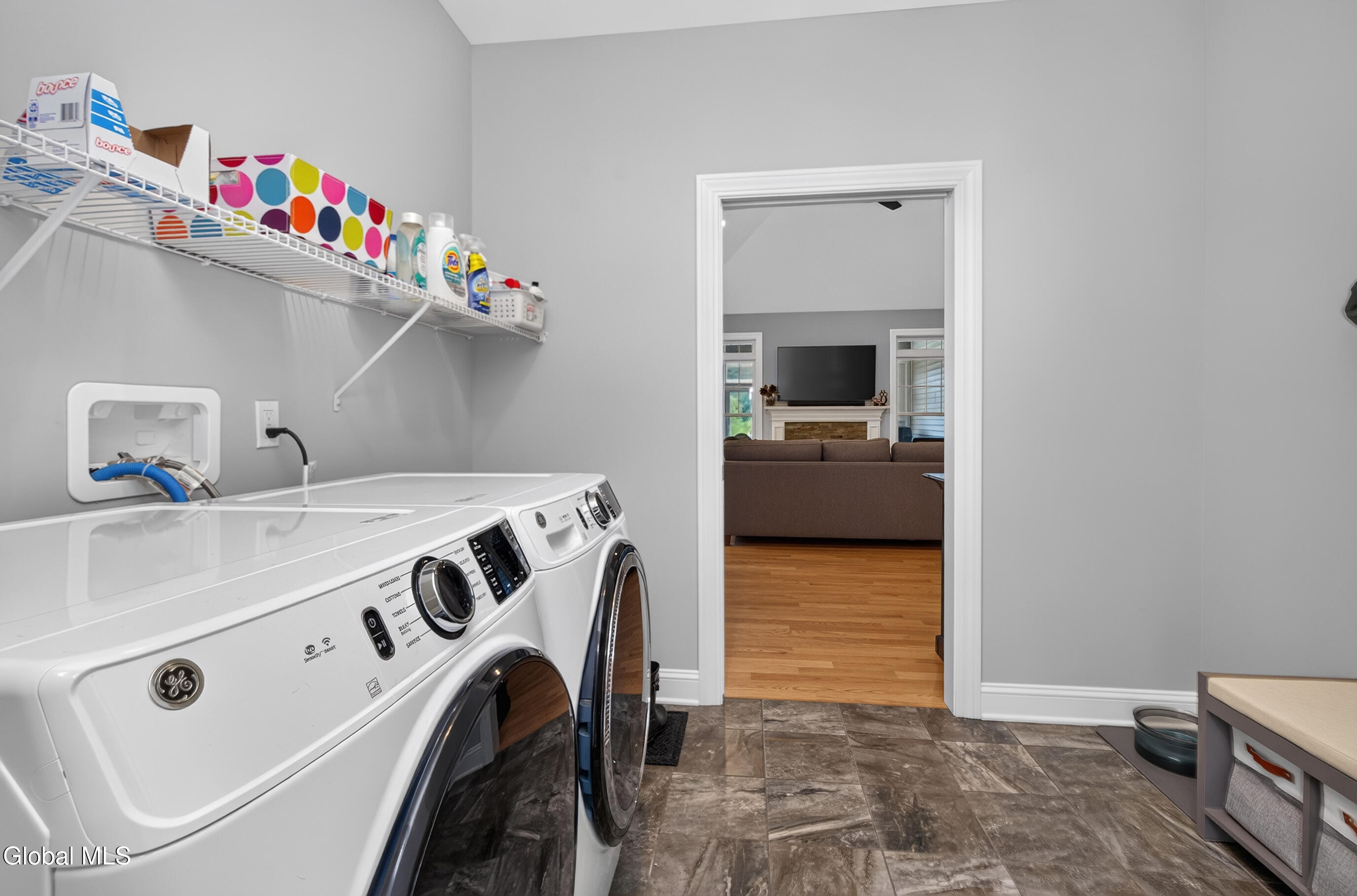 60 Fairfax Boulevard Slingerlands NY 12159