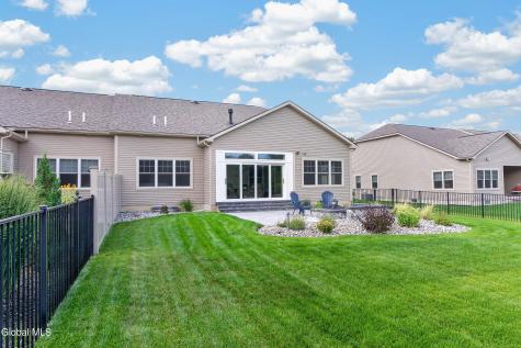 60 Fairfax Boulevard Slingerlands NY 12159