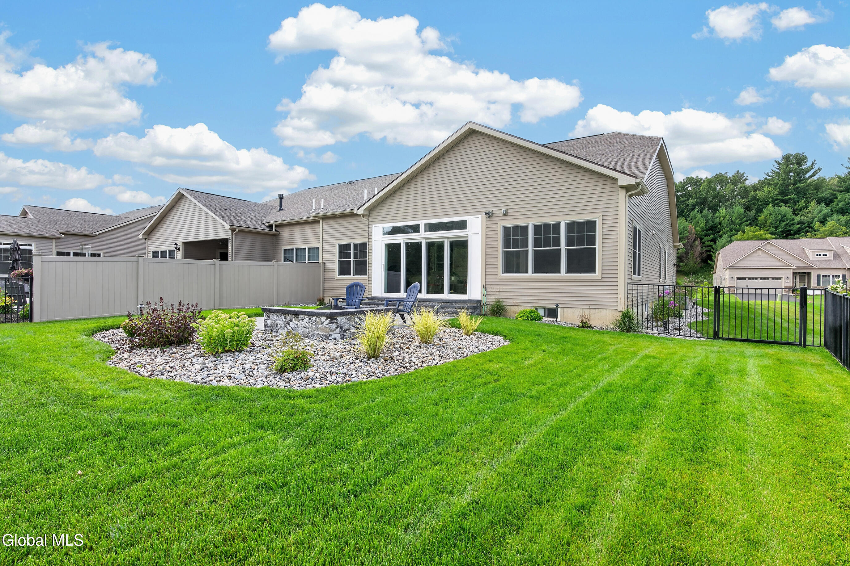 60 Fairfax Boulevard Slingerlands NY 12159