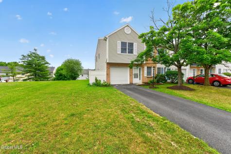 20 Bridgewood Lane Watervliet NY 12189