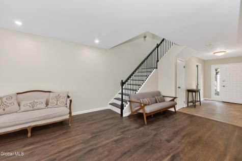 20 Bridgewood Lane Watervliet NY 12189
