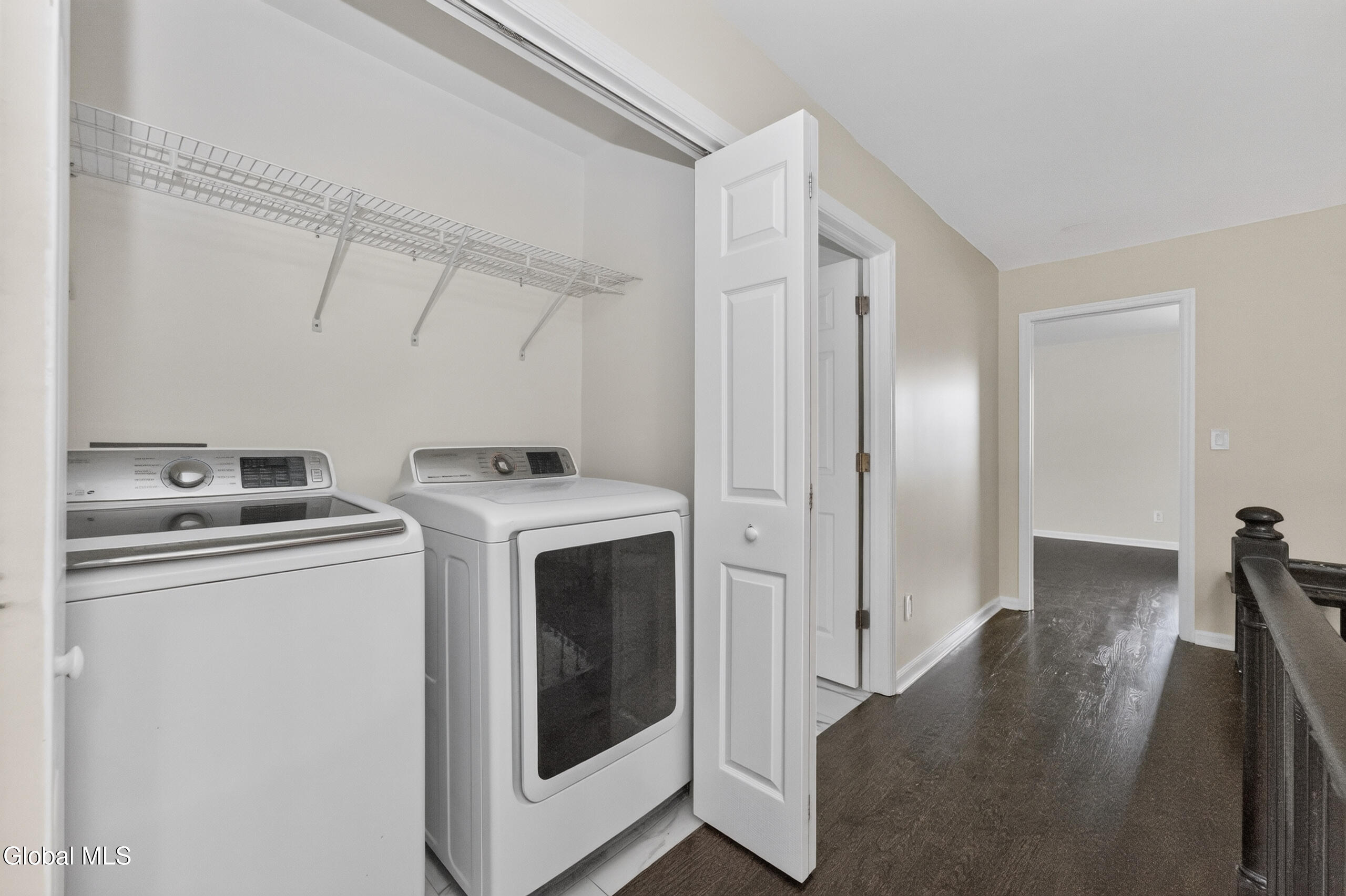 20 Bridgewood Lane Watervliet NY 12189