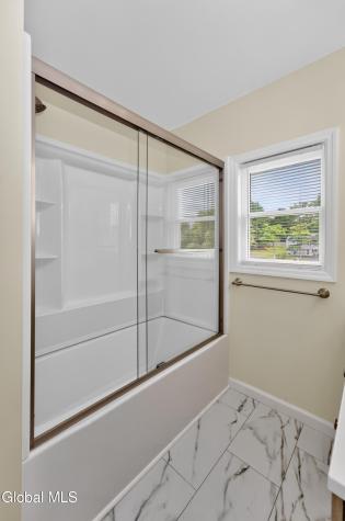20 Bridgewood Lane Watervliet NY 12189