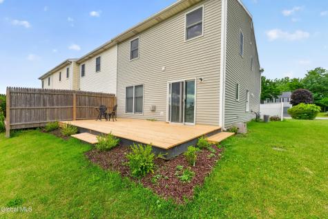 20 Bridgewood Lane Watervliet NY 12189