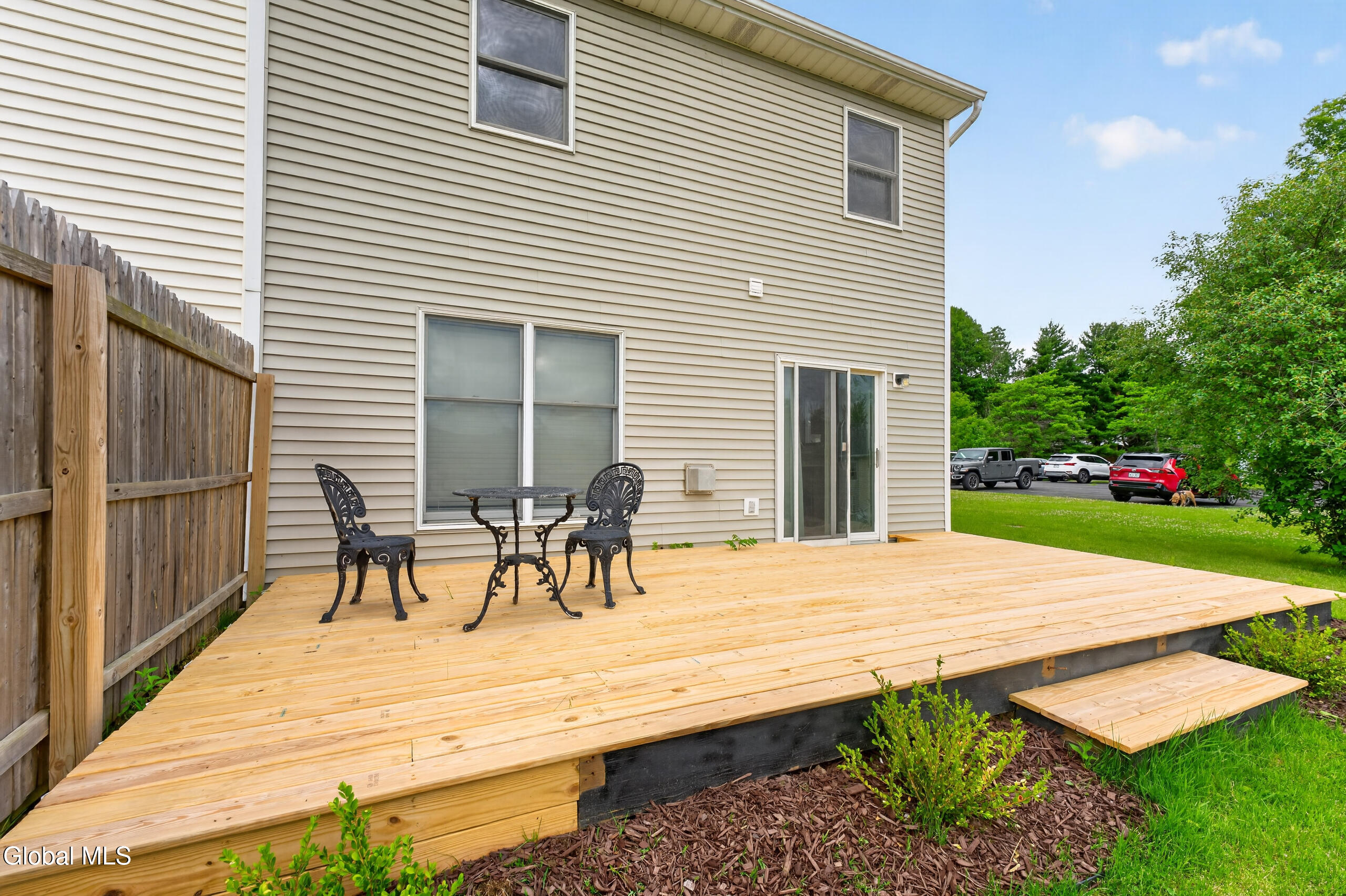 20 Bridgewood Lane Watervliet NY 12189