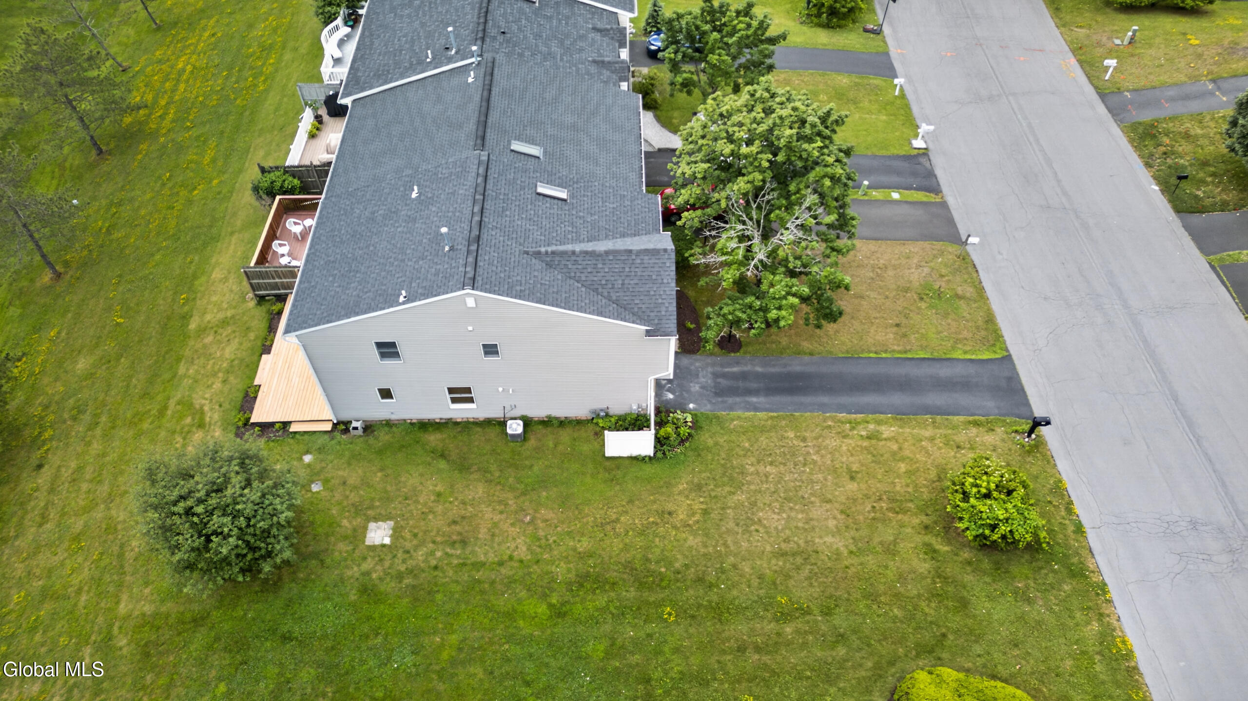 20 Bridgewood Lane Watervliet NY 12189