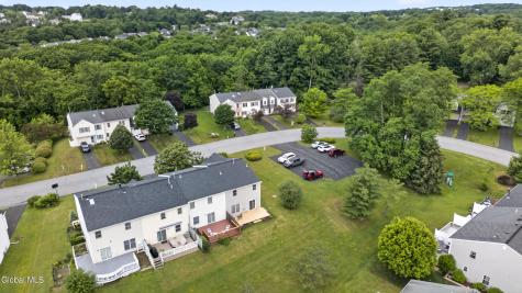 20 Bridgewood Lane Watervliet NY 12189