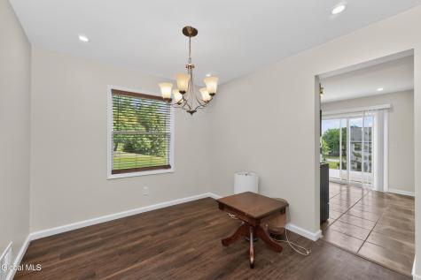 20 Bridgewood Lane Watervliet NY 12189
