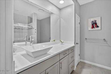 4703 S Foxwood Drive Clifton Park NY 12065