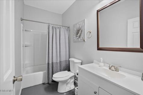 4703 S Foxwood Drive Clifton Park NY 12065