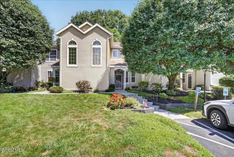 4703 S Foxwood Drive Clifton Park NY 12065