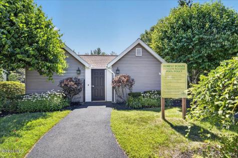 4703 S Foxwood Drive Clifton Park NY 12065