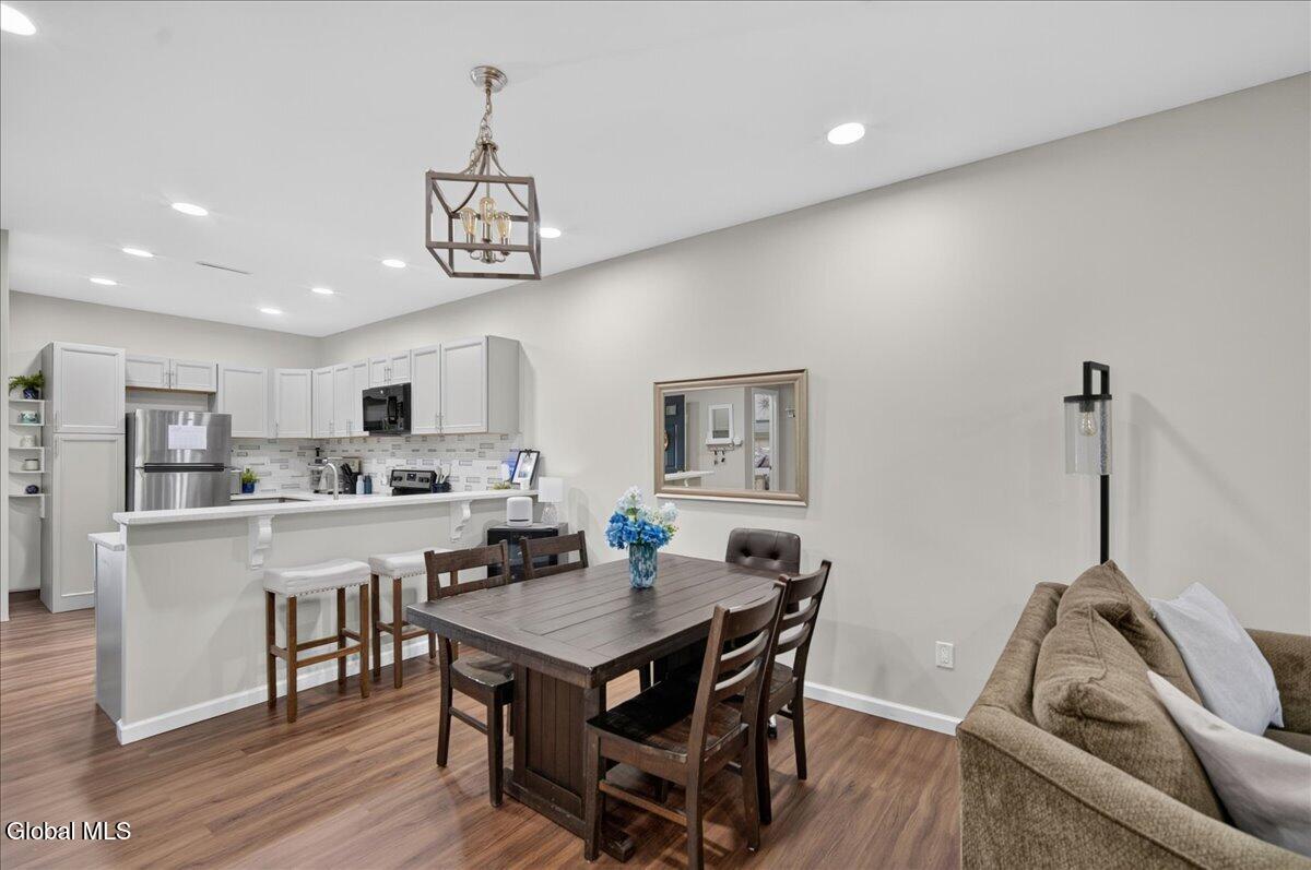 4703 S Foxwood Drive Clifton Park NY 12065