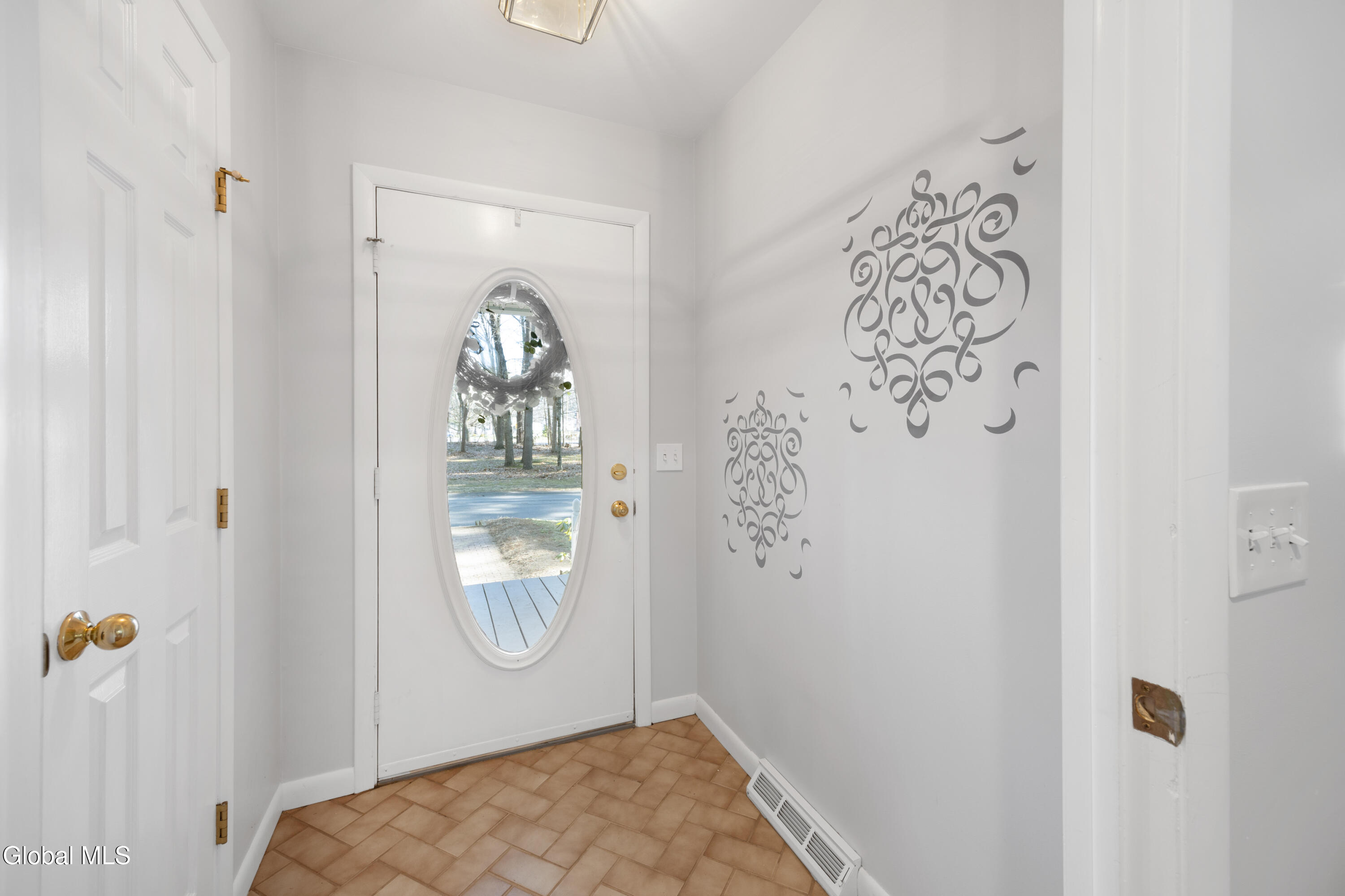 5 Sicada Street Saratoga Springs NY 12866