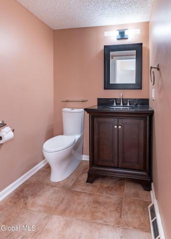 21 Standish Drive Glenmont NY 12077