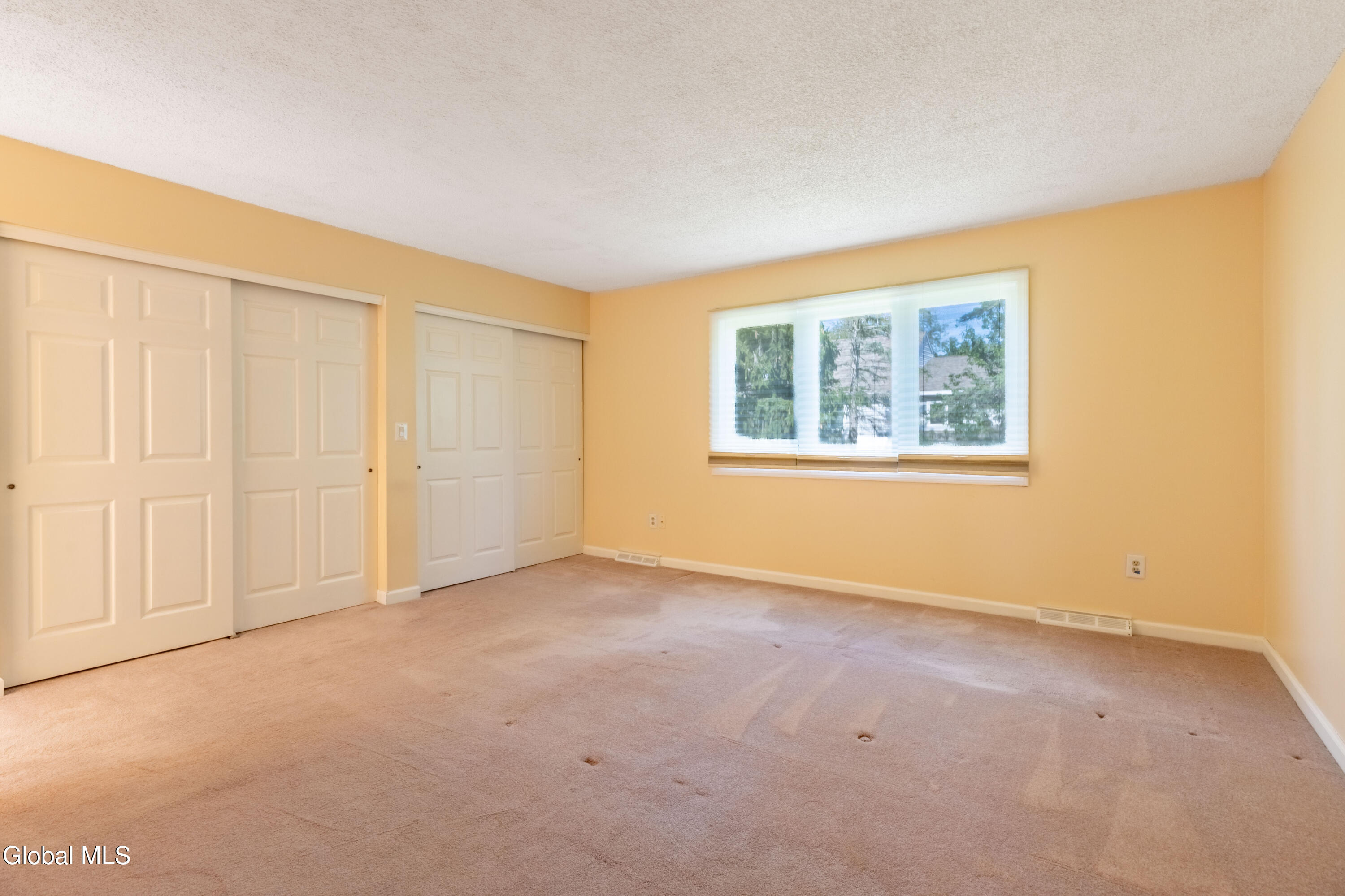 21 Standish Drive Glenmont NY 12077