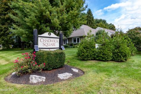 21 Standish Drive Glenmont NY 12077