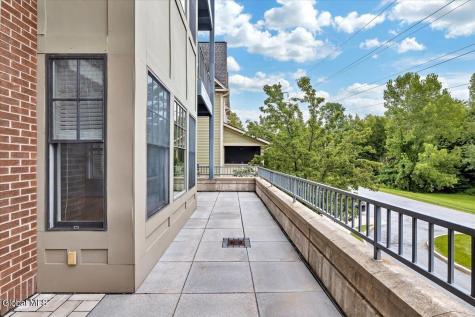 30 Whistler Court Saratoga Springs NY 12866