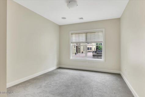 30 Whistler Court Saratoga Springs NY 12866
