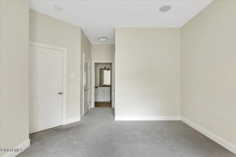 30 Whistler Court Saratoga Springs NY 12866