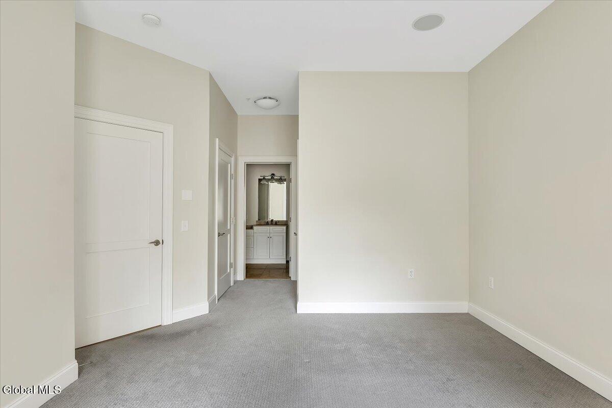 30 Whistler Court Saratoga Springs NY 12866