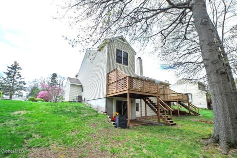117 Garnett Lane Slingerlands NY 12159