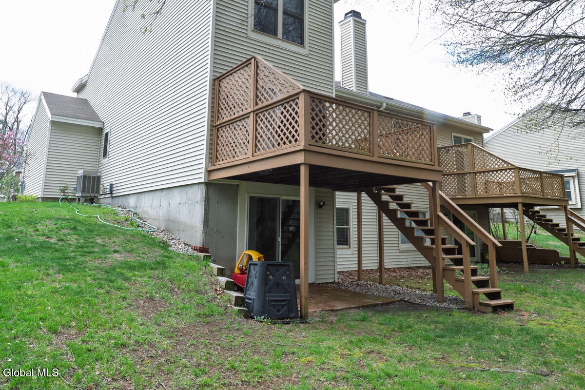 117 Garnett Lane Slingerlands NY 12159