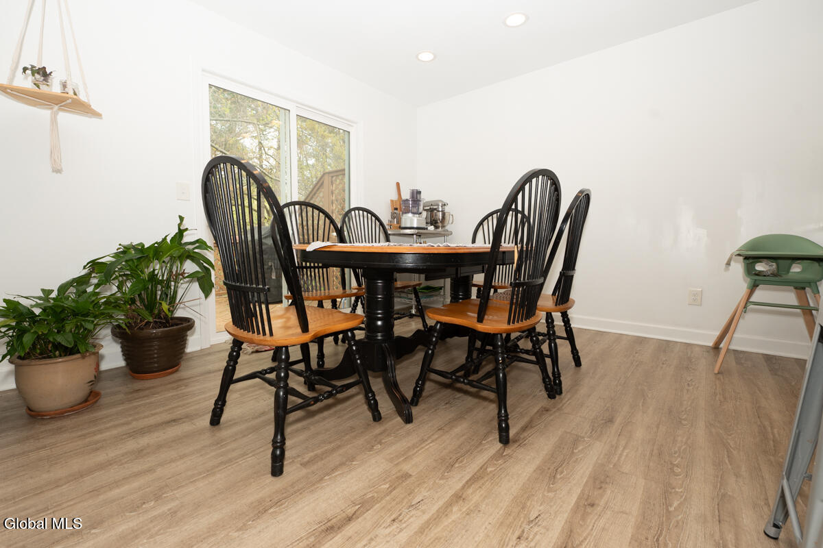 117 Garnett Lane Slingerlands NY 12159
