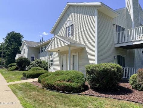 807 Cambridge Manor Drive Scotia NY 12302