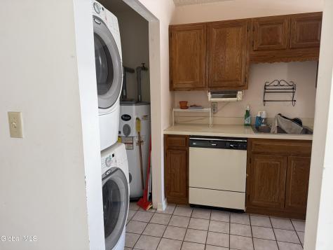 807 Cambridge Manor Drive Scotia NY 12302