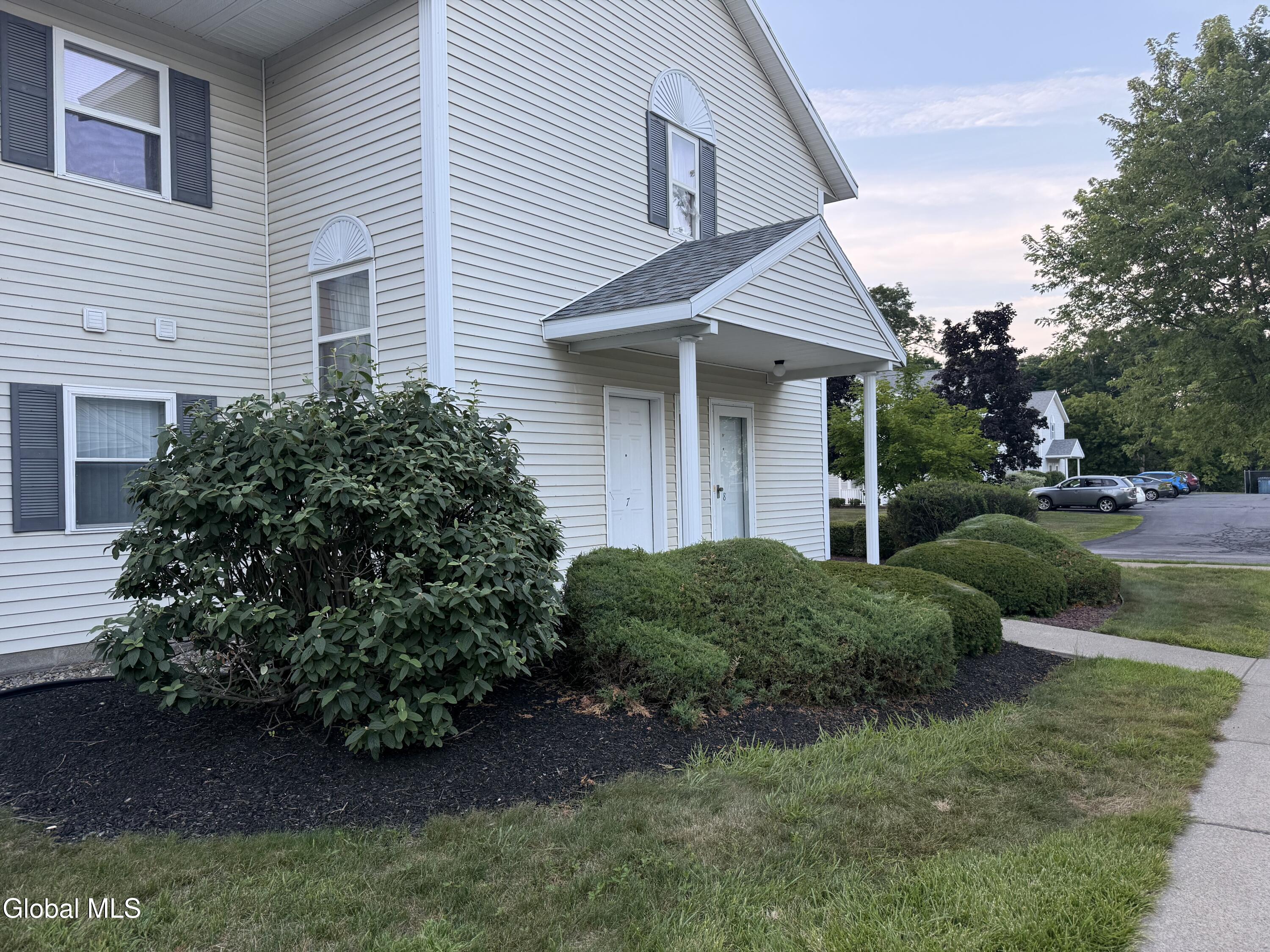 807 Cambridge Manor Drive Scotia NY 12302