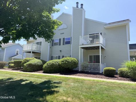 807 Cambridge Manor Drive Scotia NY 12302