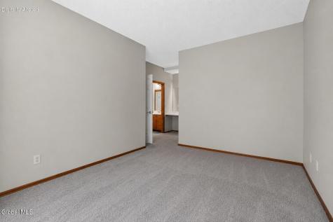 124 Monmouth Way Halfmoon NY 12065