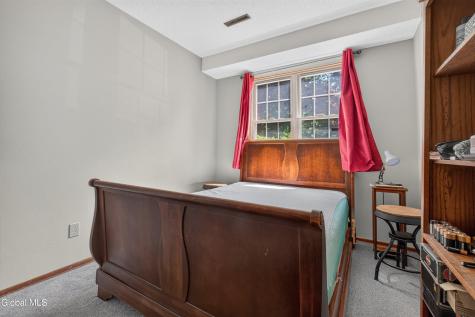 124 Monmouth Way Halfmoon NY 12065