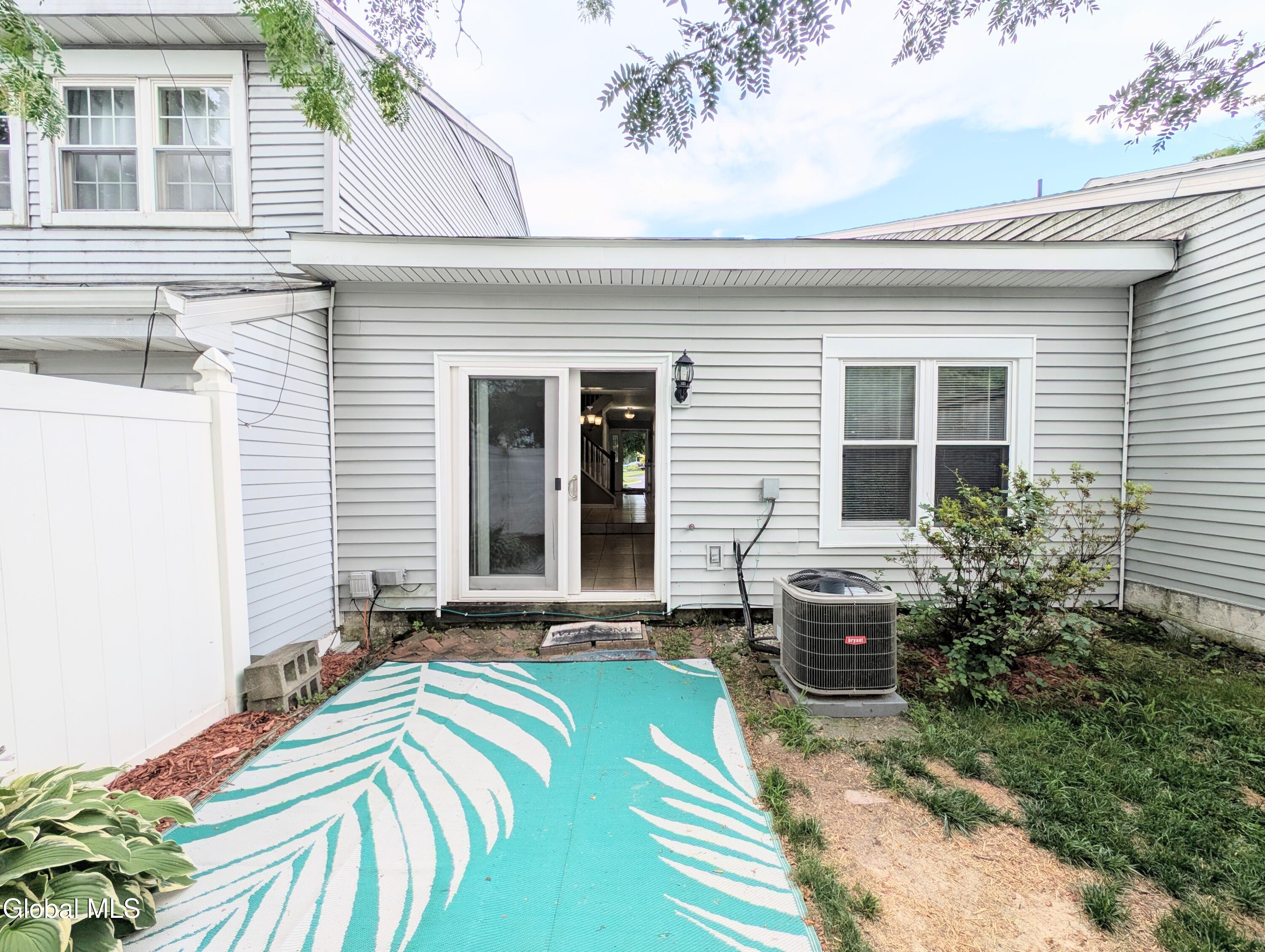 9 Chadwyck Square Cohoes NY 12047