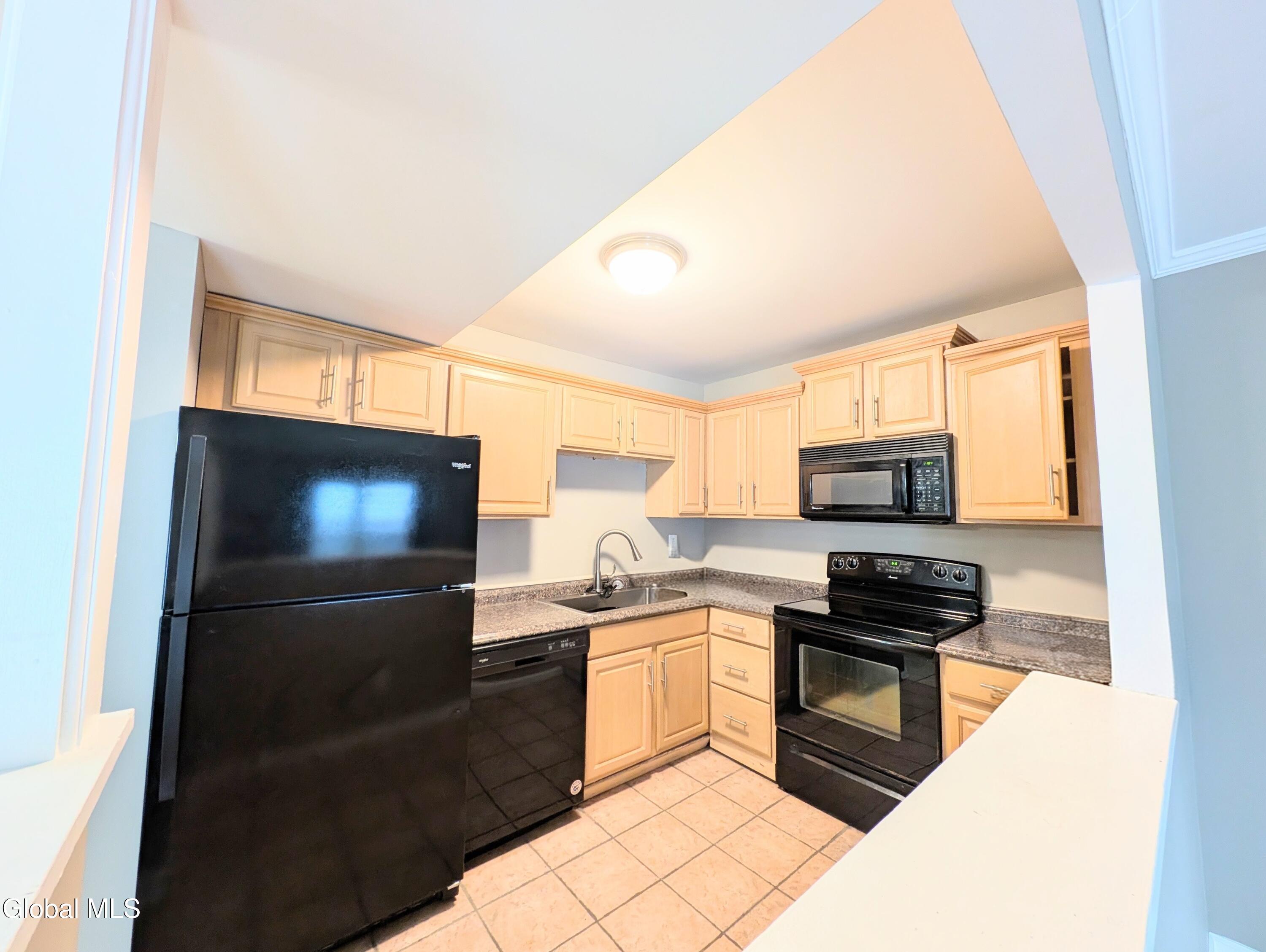 9 Chadwyck Square Cohoes NY 12047