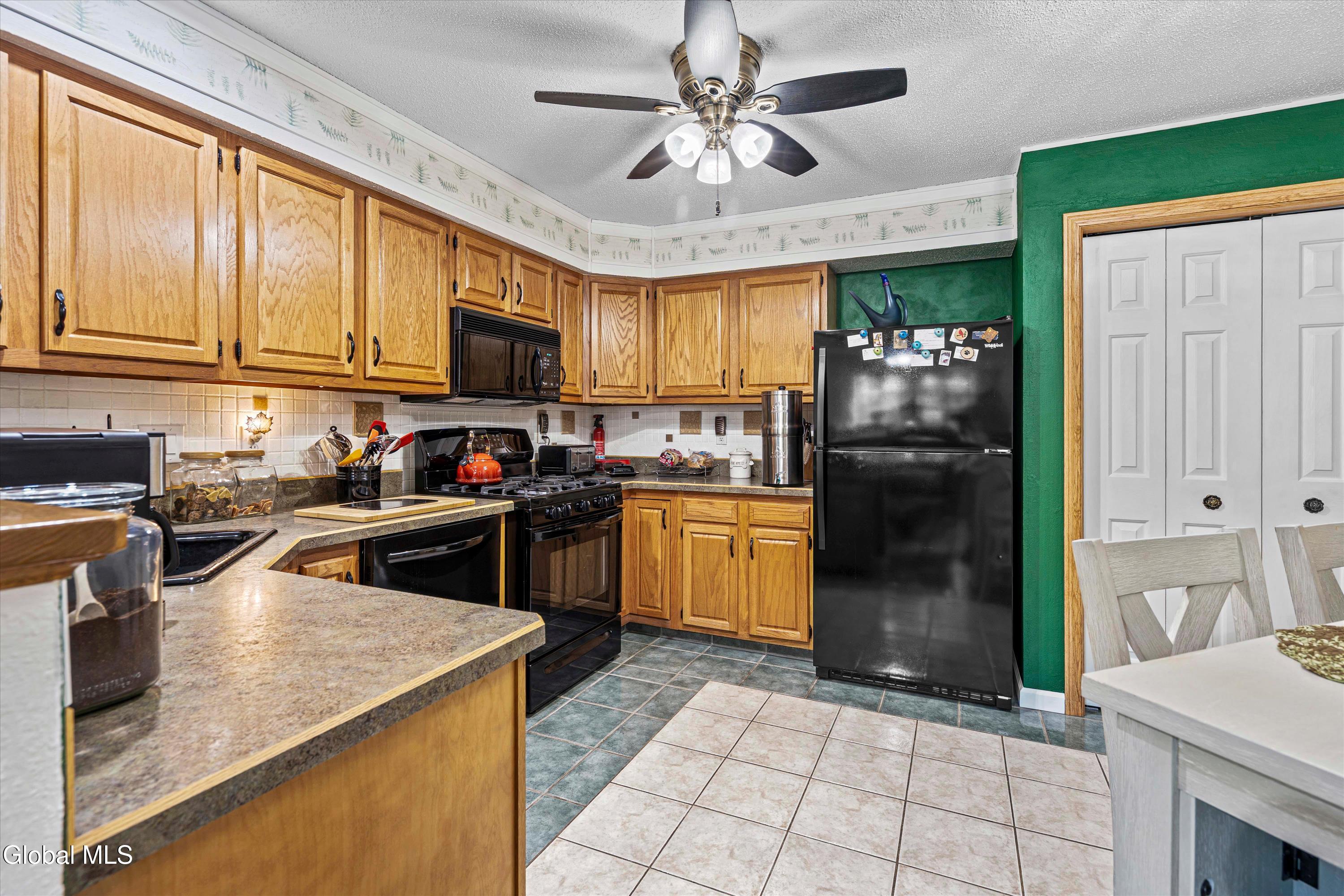 28 Cedar Court Queensbury NY 12804