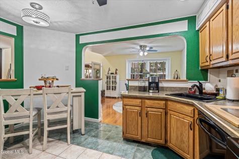 28 Cedar Court Queensbury NY 12804