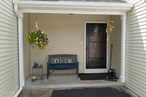 28 Cedar Court Queensbury NY 12804