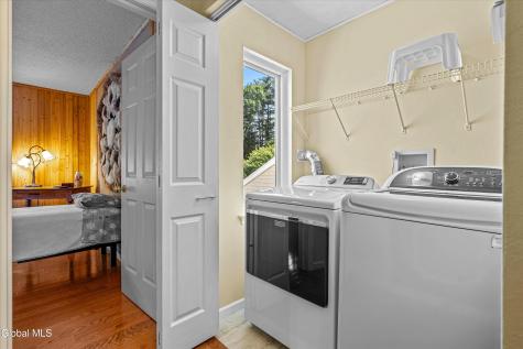 28 Cedar Court Queensbury NY 12804
